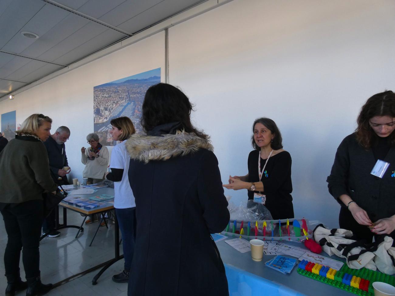 stand-rechercherThon-V.Delague